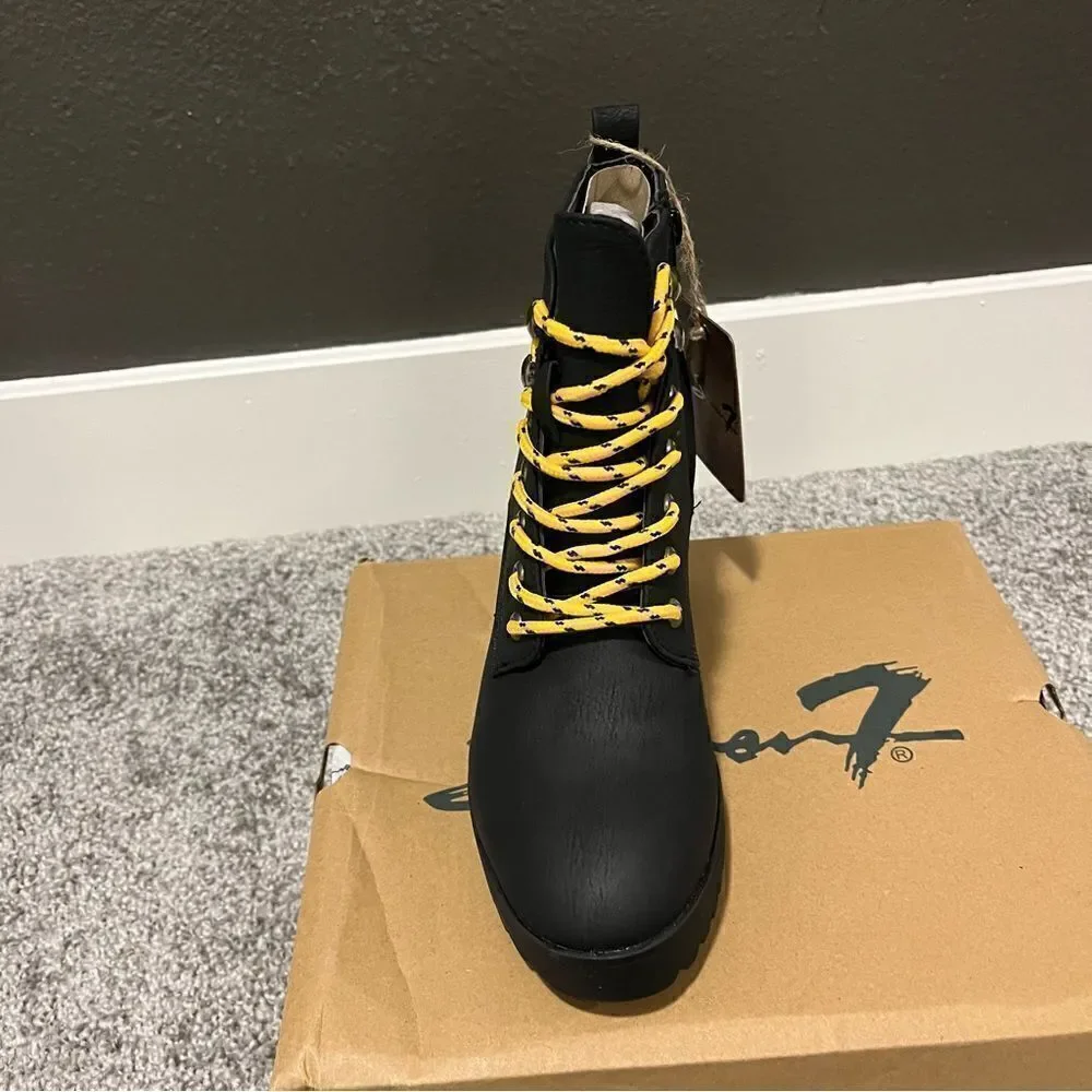 SEVEN7 Women's Flatiron Lug Sole Boots
